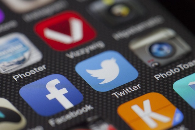 De ontwikkeling van online marketing: van zenden naar interactie